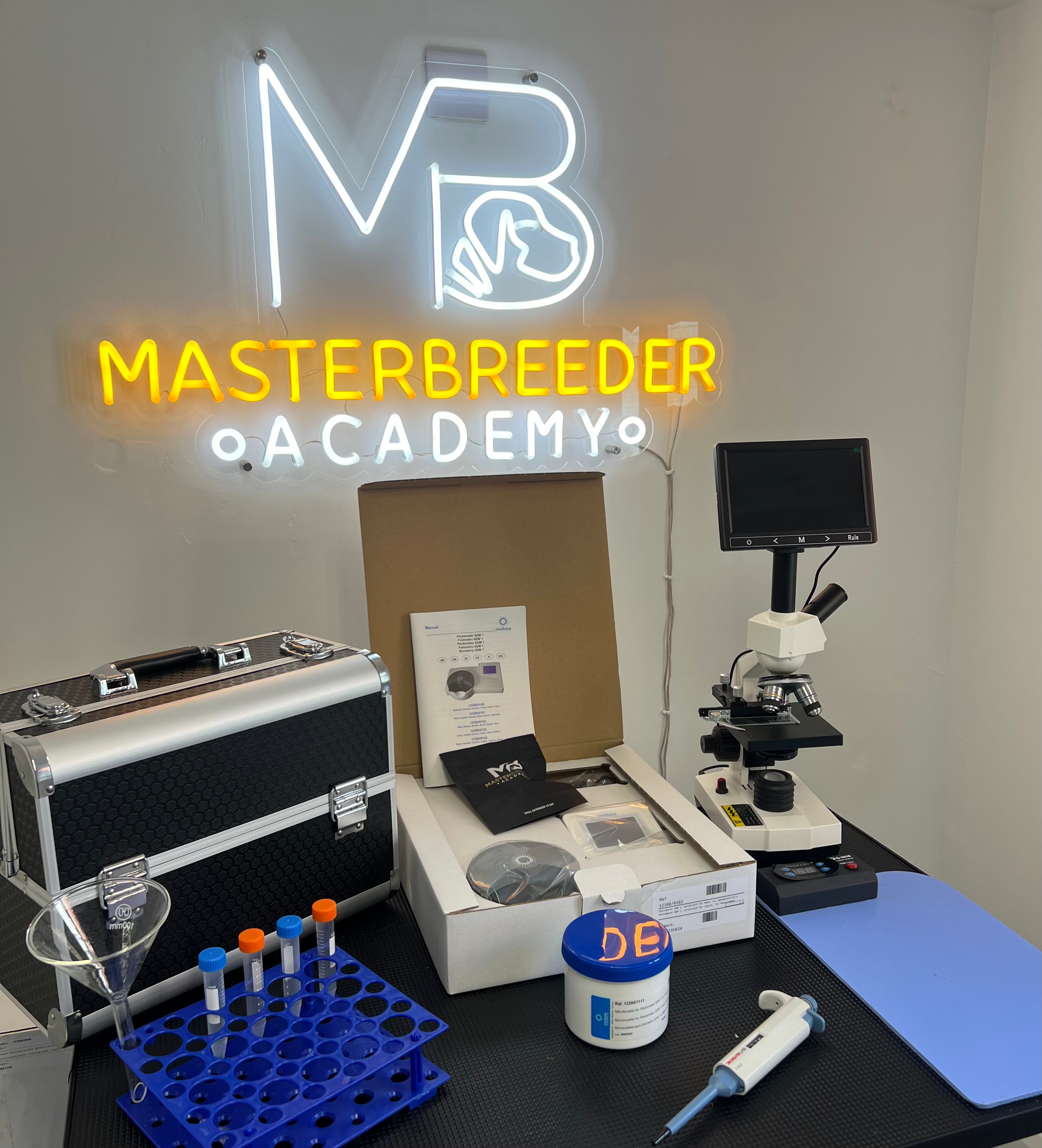 Masterbreeder clinic set up kit